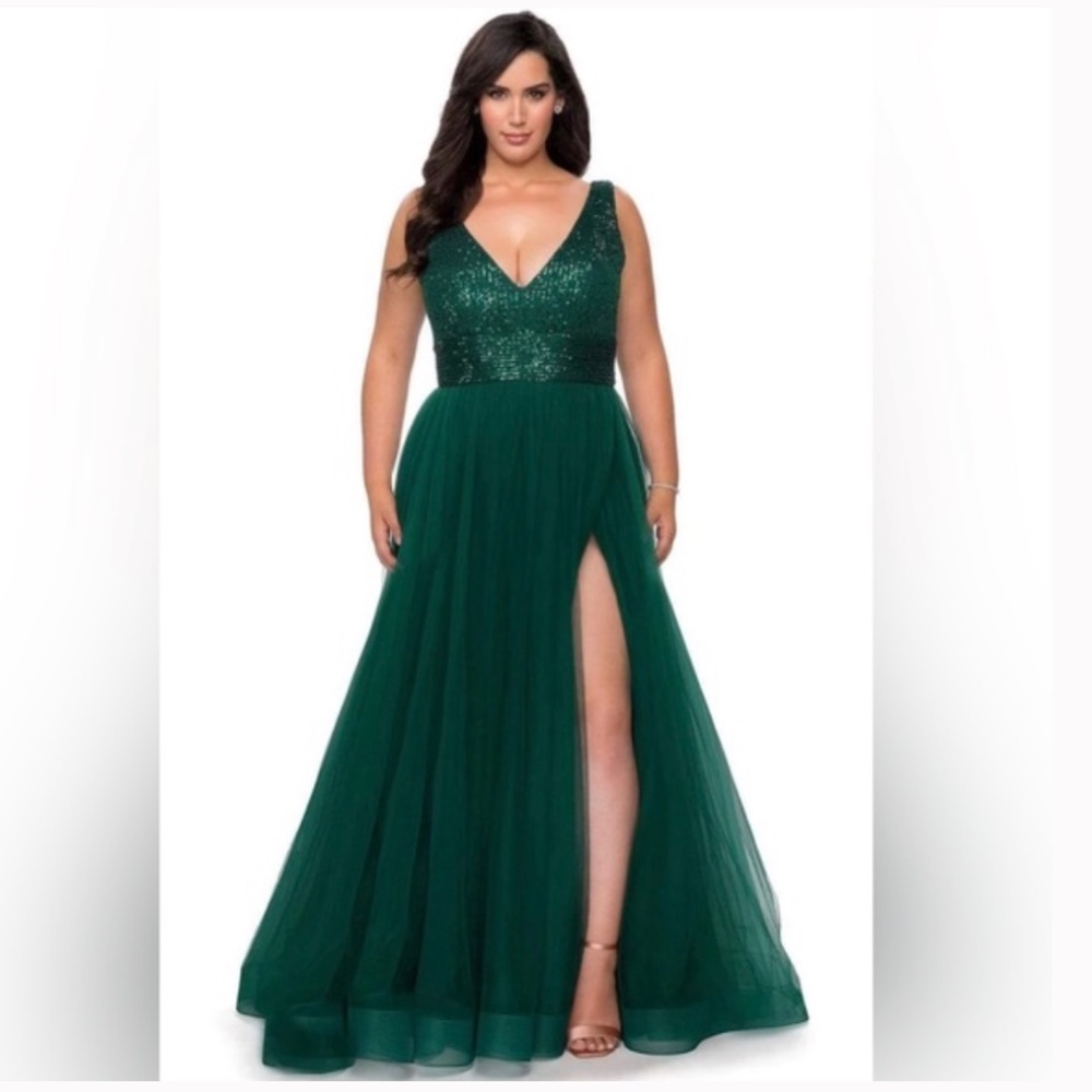 La‎ Femme Curve Emerald Green Sequence Gown Dress Formal Evening Wedding 20W NEW